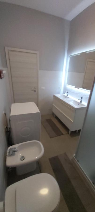 Jr-Escanio Ancona Ngoại thất bức ảnh